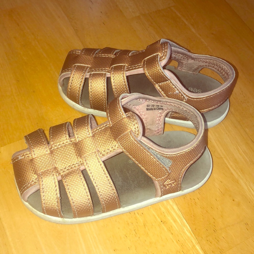 Rose gold see Kai run sandals